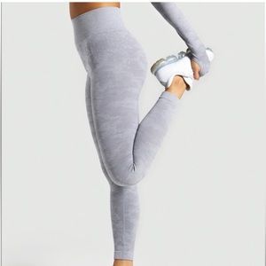 GymShark Camo Leggings Light Gray XS